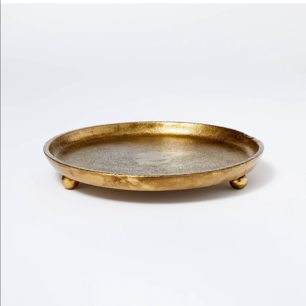 NWT cast metal candle tray gold ❤️✨